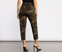 High Rise Relaxed Fit Tapered Pants