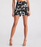 High Rank Camouflage Cargo Shorts