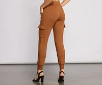 Essential High Waist Cargo Joggers