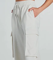 Elevated Cool Wide-Leg Cargo Sweatpants