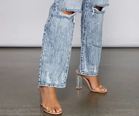 Effortless And Edgy Boyfriend Jeans