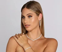 All The Shine Necklace Set