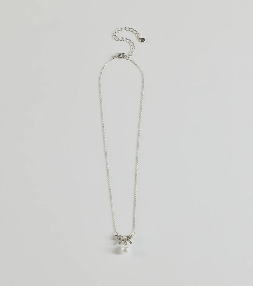 Simple And Stunning Rhinestone Bow Necklace