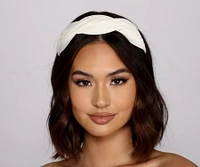 Trendy Twisted Detail Headband