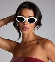 Chic Happens Oval Sunglasses