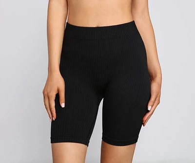 Chic And Seamless Ribbed Biker Shorts