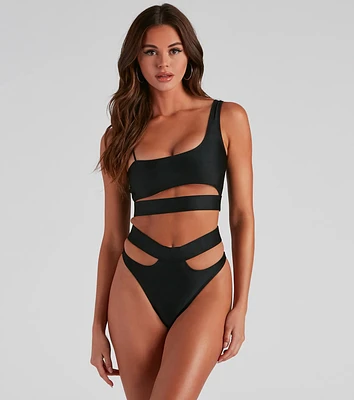 Major Headturner Cutout Bikini Top