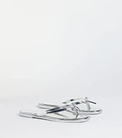Dainty Looks Bow Thong Sandals