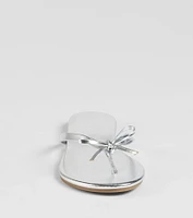 Perfect Pair Bow Detail Thong Strap Sandals