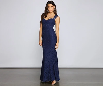Caroline Lace Mermaid Dress