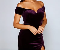 Shania Formal Velvet Sweetheart Dress
