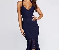 Scalloped Lace Trumpet Midi Dress