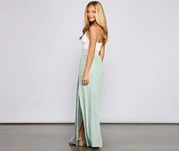 Effortlessly Stunning Crochet Waist Maxi Dress