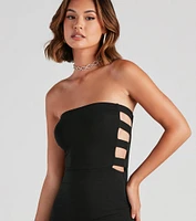 Simply Alluring Strapless Midi Dress