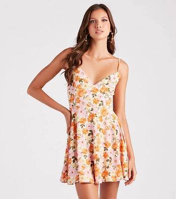 70s Groove Floral Tie-Back Skater Dress