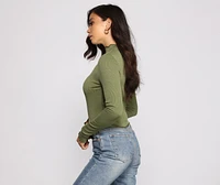 Chic Cropped Ribbed Mock Neck Top
