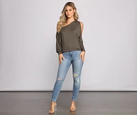 Casual Cold Shoulder Knit Top