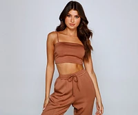 Trendsetting Babe Cropped Tank