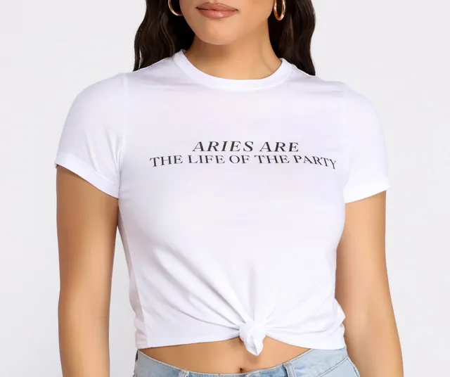 Windsor Latinas Crew Neck Graphic Tee