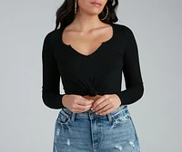 Effortless And Trendy Crop Top