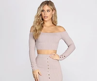 Babe Status Crop Top