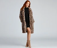 Spotted Glamour Faux Fur Leopard Coat