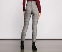 Fashionably Chic Plaid Skinny Pants