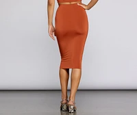 Sleek And Streamlined Midi Skirt