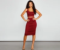 Chic And Basic Ruched Midi Skirt