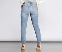 High Rise Distressed Boyfriend Jeans
