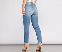 High Rise Frayed Hem Jeans
