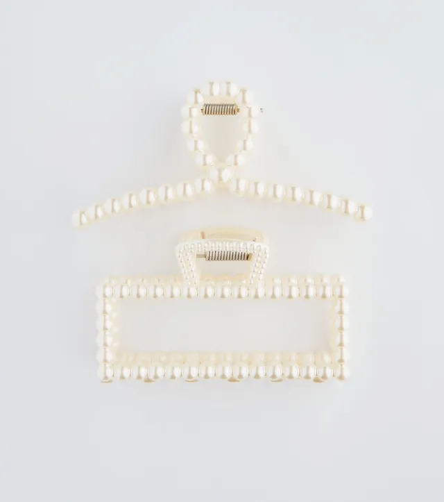 White Pearl Hangers Set