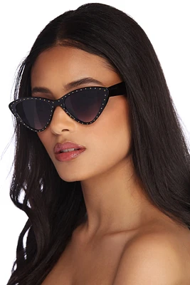 Studded Trim Cat Eye Sunglasses