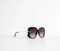 Diva Alert Sunglasses