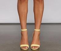 Locked Basic Faux Suede Block Heels
