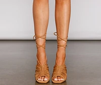 Trendsetting Queen Lace-Up Heels