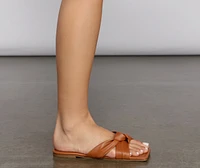 Chic Trendsetter Square Toe Sandals