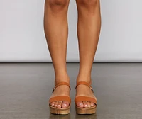 Weekend-Ready Platform Sandals