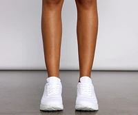 Keep On Moving Basic Sneakers