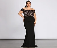Plus Layla Formal Lace Dress