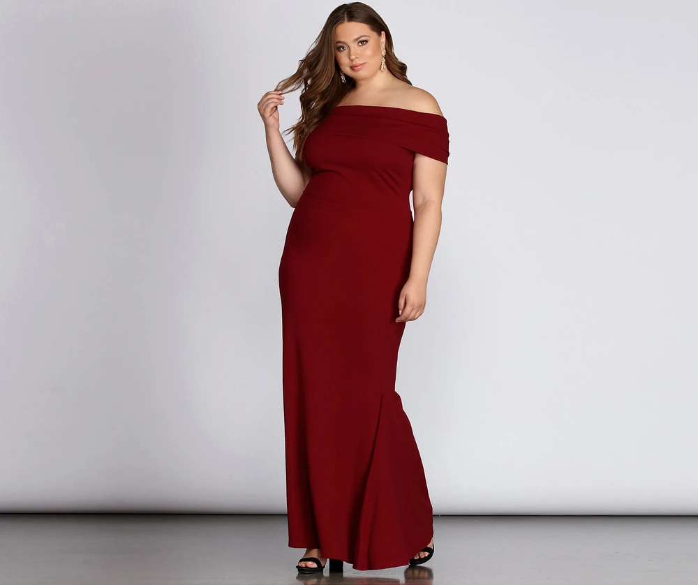 Plus Maddison Sleeveless Mermaid Dress