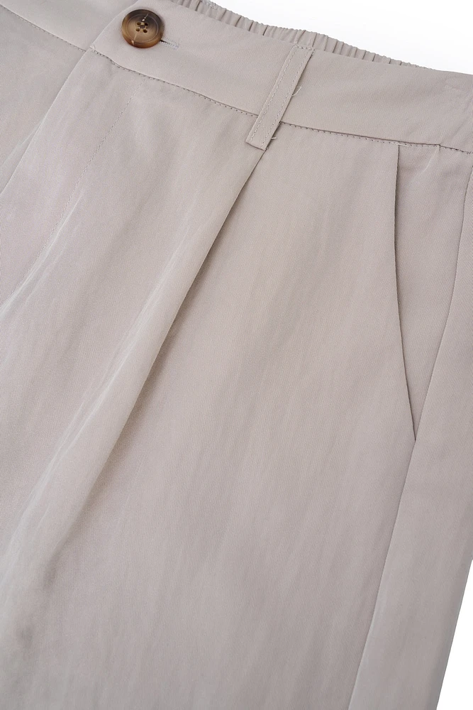 Pleated Viscose Shorts | Ema&Carla