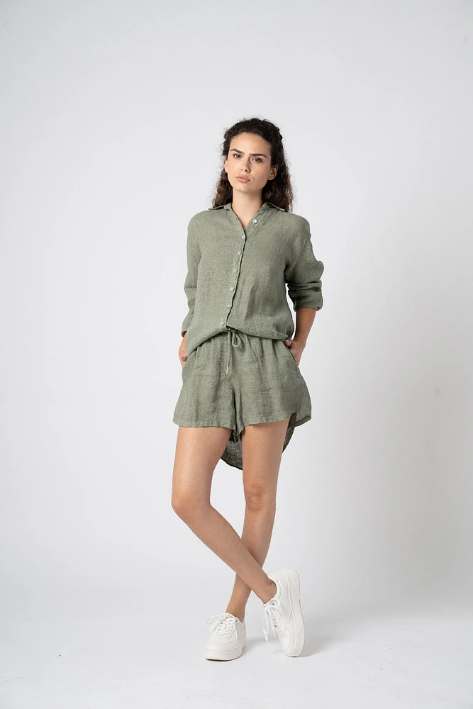 Astrid — Hampton Boyfriend Shirt