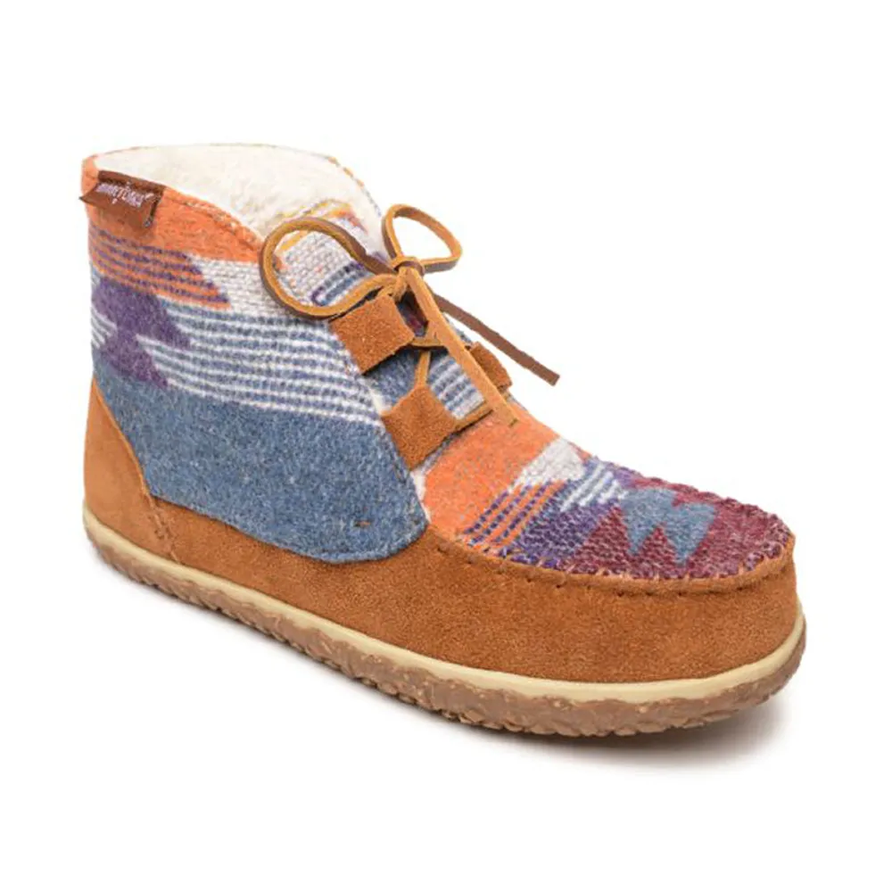 Minnetonka Moccasin Women's Torrey Brown Multi