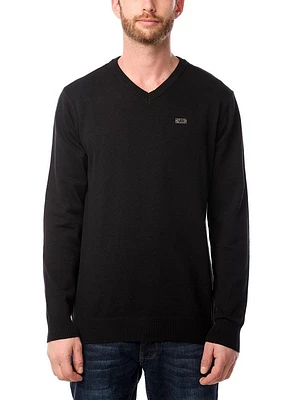 Men's basic v-neck sweater