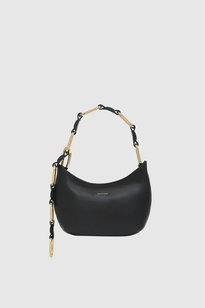 https://cdn.mall.adeptmind.ai/https%3A%2F%2Fcdn.shopify.com%2Fs%2Ffiles%2F1%2F0150%2F1528%2Fproducts%2FAB-JODY-BAG---BLACKA-13-3150-000_599a5bf6-09d9-45de-ab89-d9914acdd3e9.jpg%3Fv%3D1674321449_large.webp