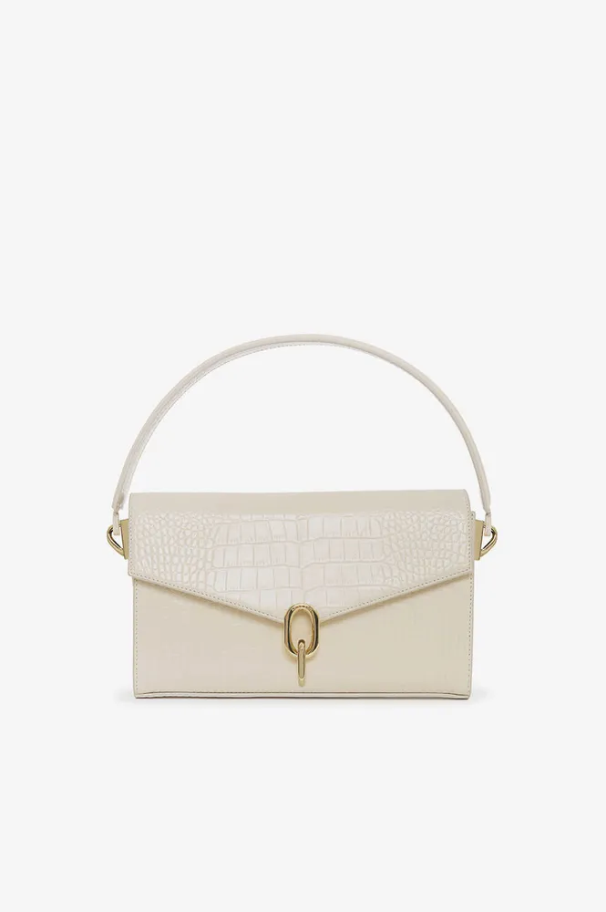 Topshop Colette padded crossbody bag with chain in black | ASOS