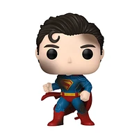 Funko Pop! DC: Superman - Superman (Battle Damaged) #588 [Funko Special Edition] *PREORDER*