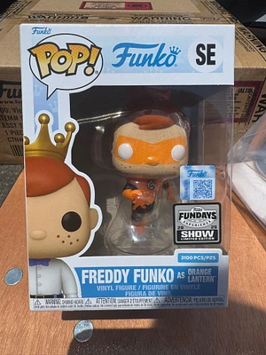 Funko Pop! Funko Fundays - Freddy Funko As Orange Lantern SE [2025 Fundays Exclusive - Limited 3,100pcs]