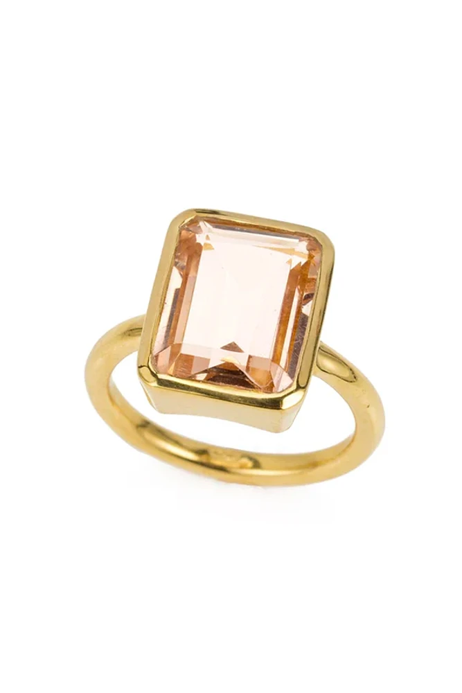 Large Emerald Cut Bezel Ring | Morganite